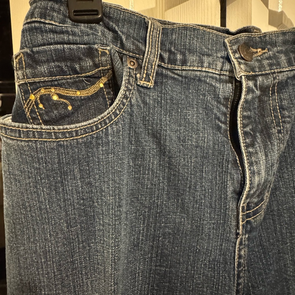 Zena Blue Denim Capris